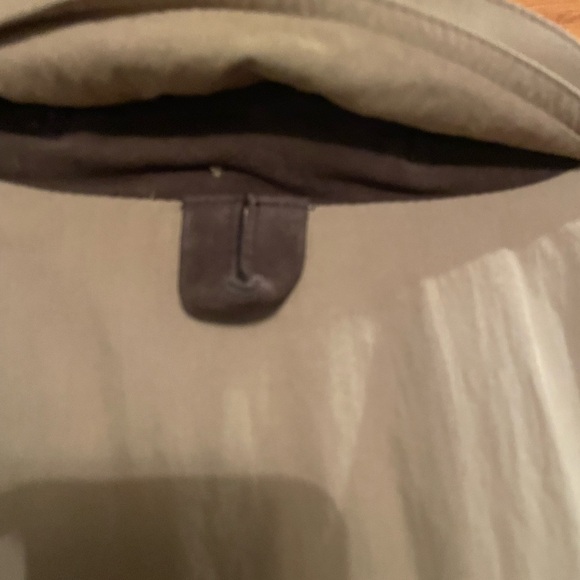 London Fog Men's Tan Coat with Brown Collar size large - Picture 7 of 10